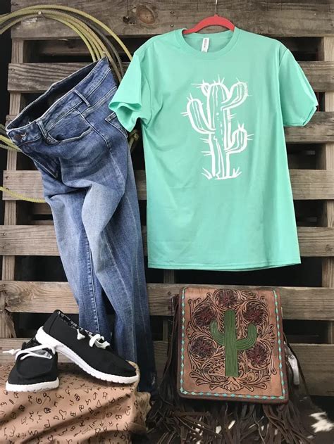 Rolling ranch boutique - Rolling Ranch Boutique: Western Style. Southern Charm. Every cowgirl's first stop for western inspired clothing, jewelry and shoes and more. Find the latest cow 